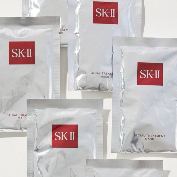 SK-ll Facial Treatment Mask - Picture 2 of 3